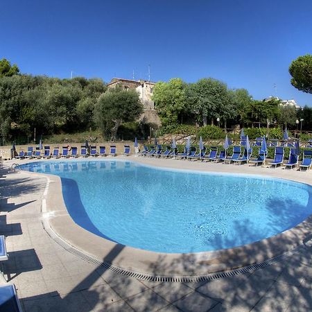 Freedom Holiday Residence Massa Lubrense Buitenkant foto