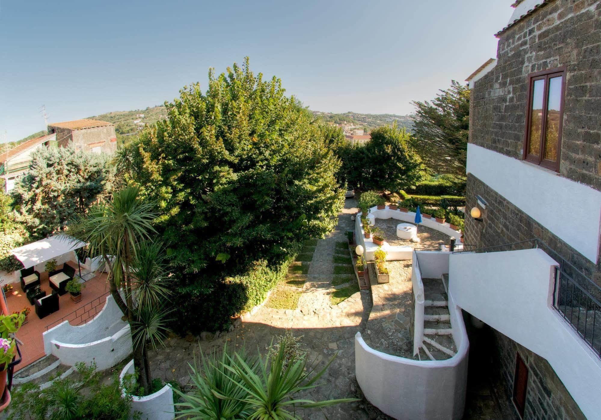 Freedom Holiday Residence Massa Lubrense Buitenkant foto
