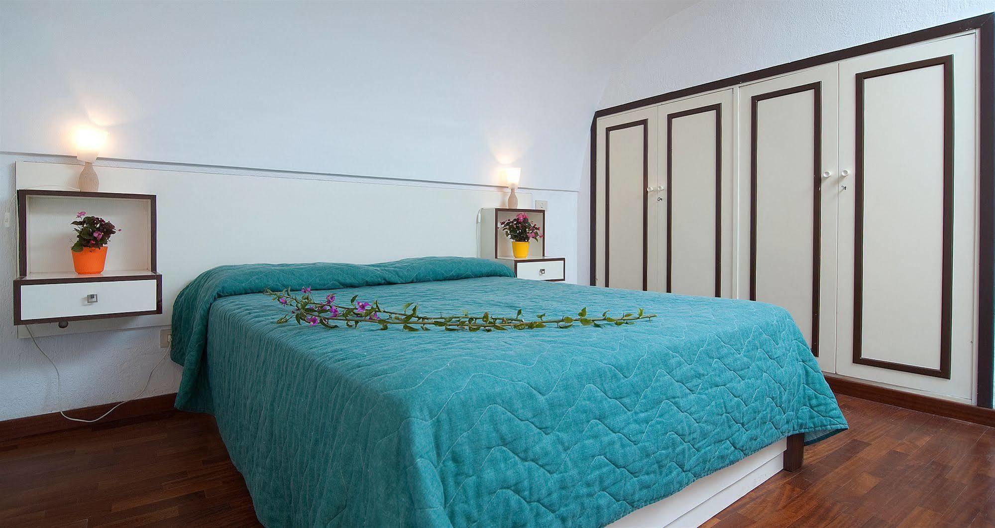 Freedom Holiday Residence Massa Lubrense Buitenkant foto