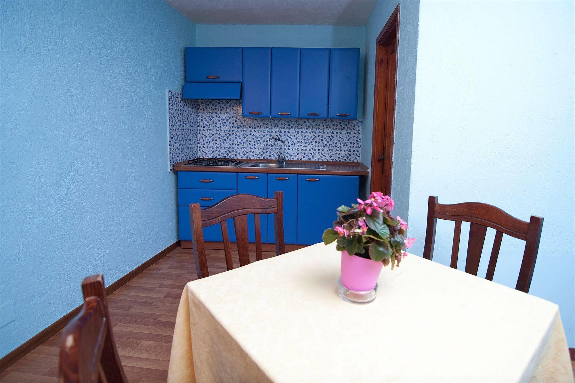 Freedom Holiday Residence Massa Lubrense Buitenkant foto