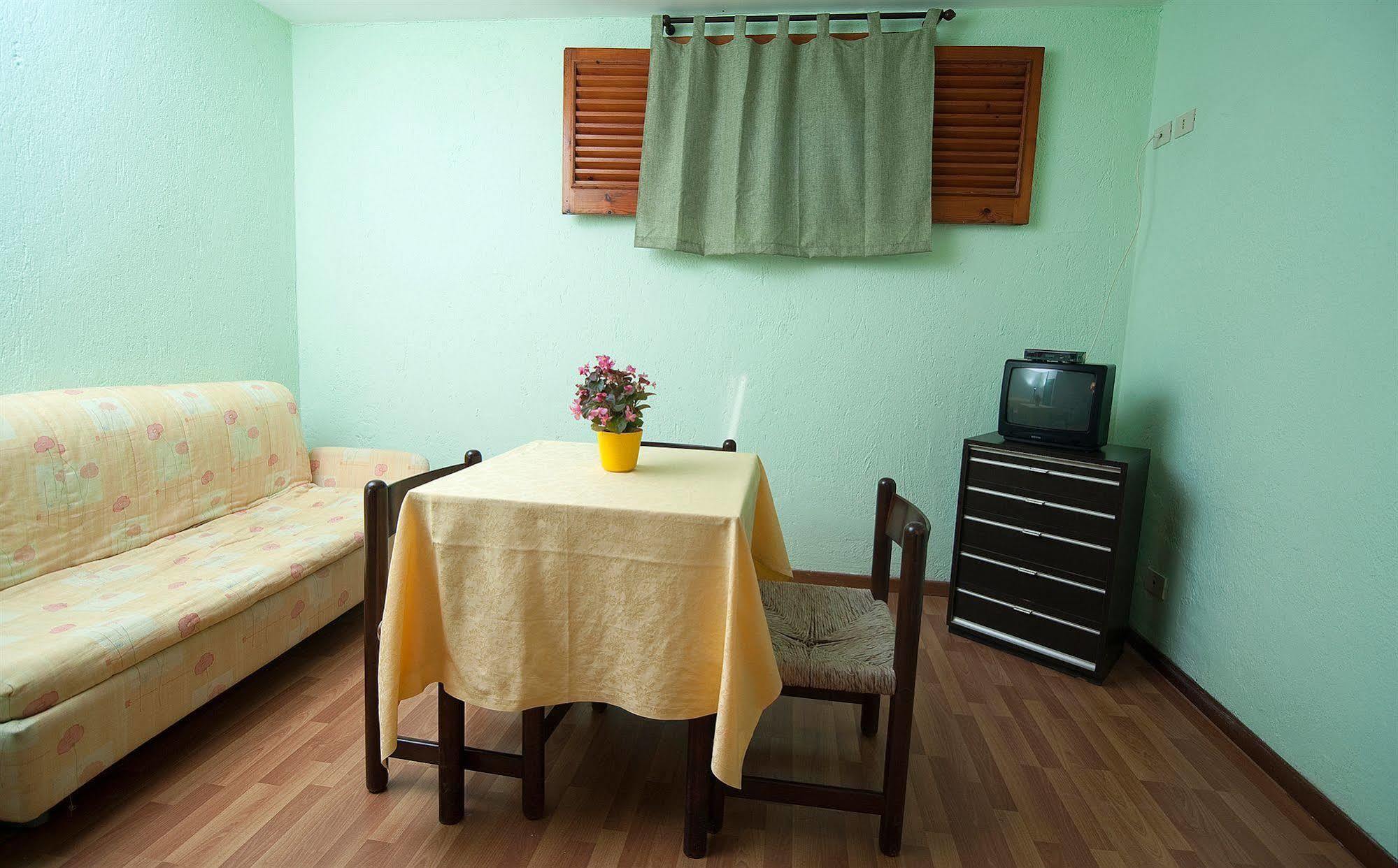 Freedom Holiday Residence Massa Lubrense Buitenkant foto
