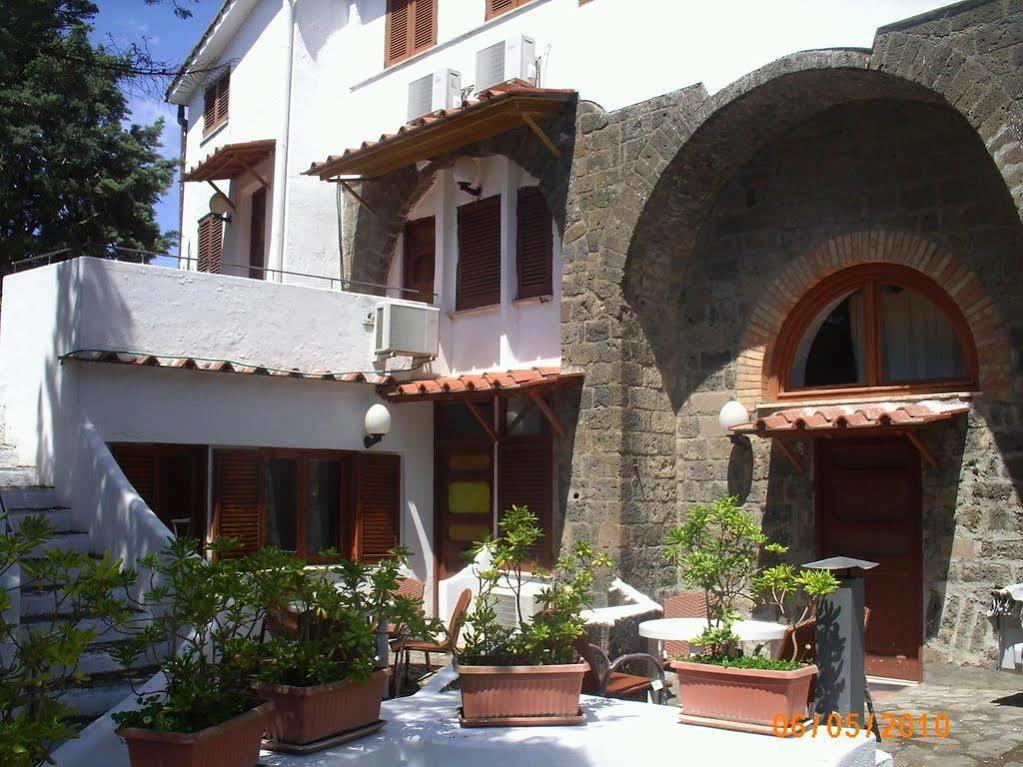 Freedom Holiday Residence Massa Lubrense Buitenkant foto